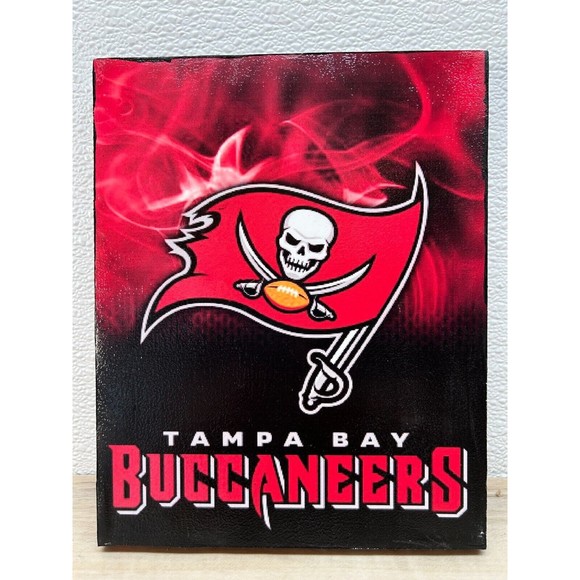 NFL Tampa Bay Buccaneers Painted Framed Wall Decor Picture Size: 10 x 8 Inches - Picture 1 of 4